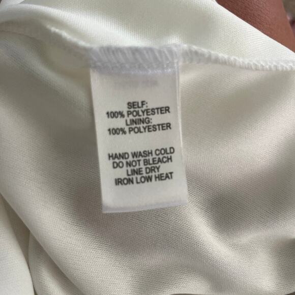 Lulu's Romantic Possibilities White Floral Print Maxi Dress Medium Princesscore - Picture 6 of 12